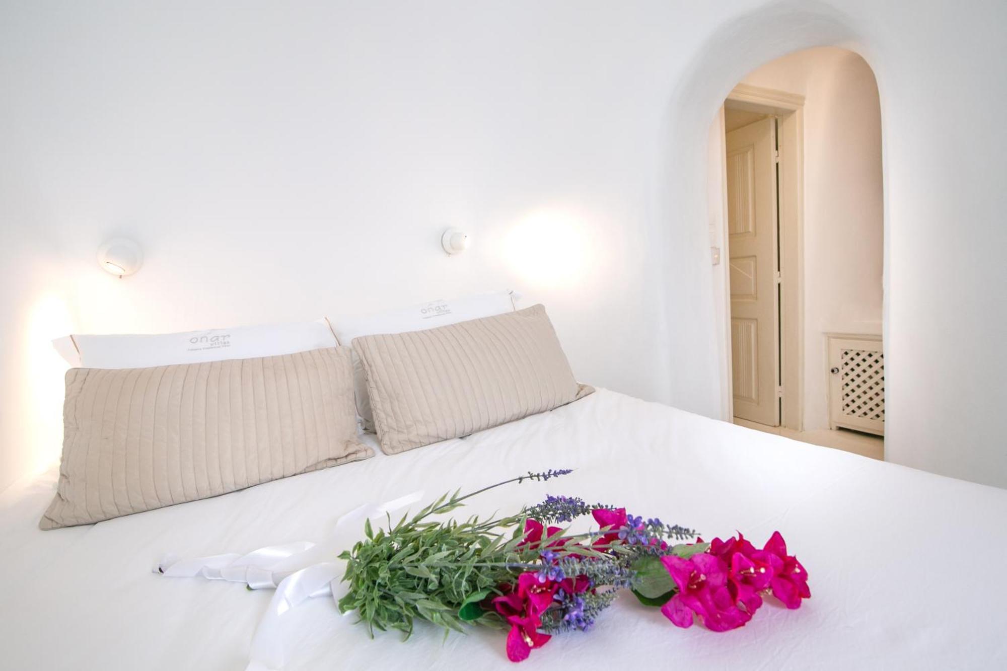 Onar Villas - Onar Hotels Collection Oía Quarto foto